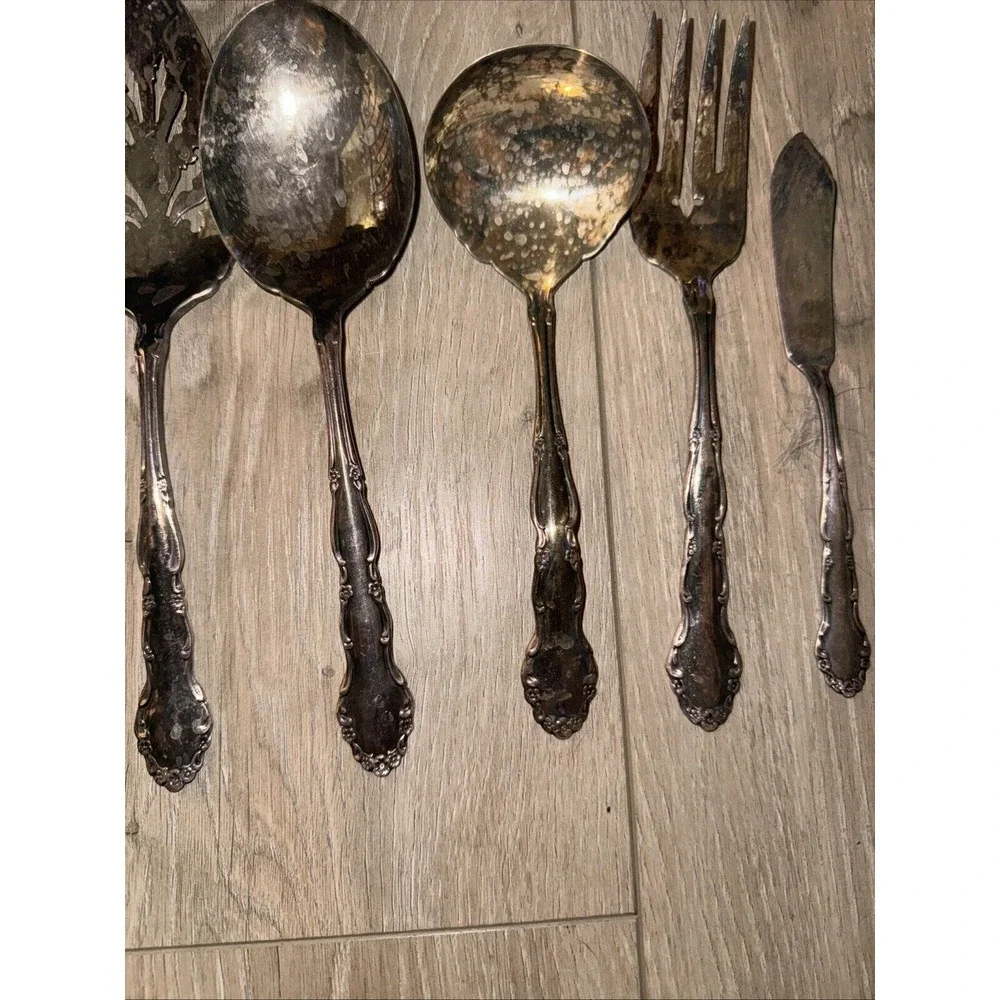8 Pc Serving Spoons Ladle Fork Rogers Oneida Flirtation 1959 vintage Silverplate